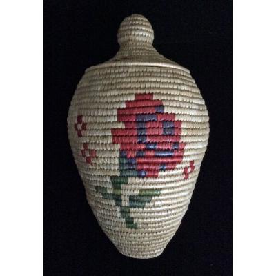 Lidded Grass Basket with Flower Design