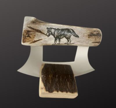 Ulu Knife with Scrimshaw of a Wolf
